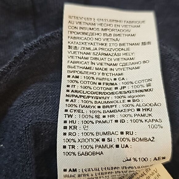 Gap shark sequin t shirt size S boys navy - Picture 6 of 7